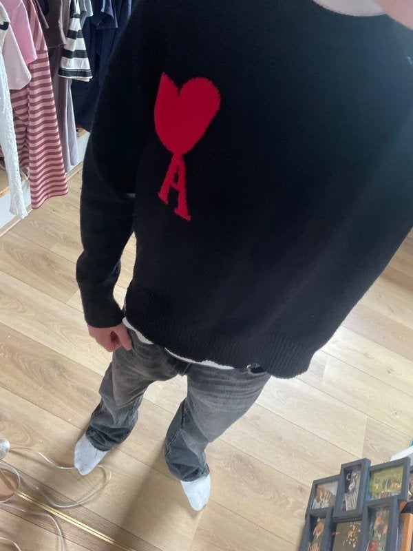 Ami Paris Trui Zwart met Rood Hart Logo, Ophalen of Verzenden, Zo goed als nieuw, Maat 48/50 (M), Zwart