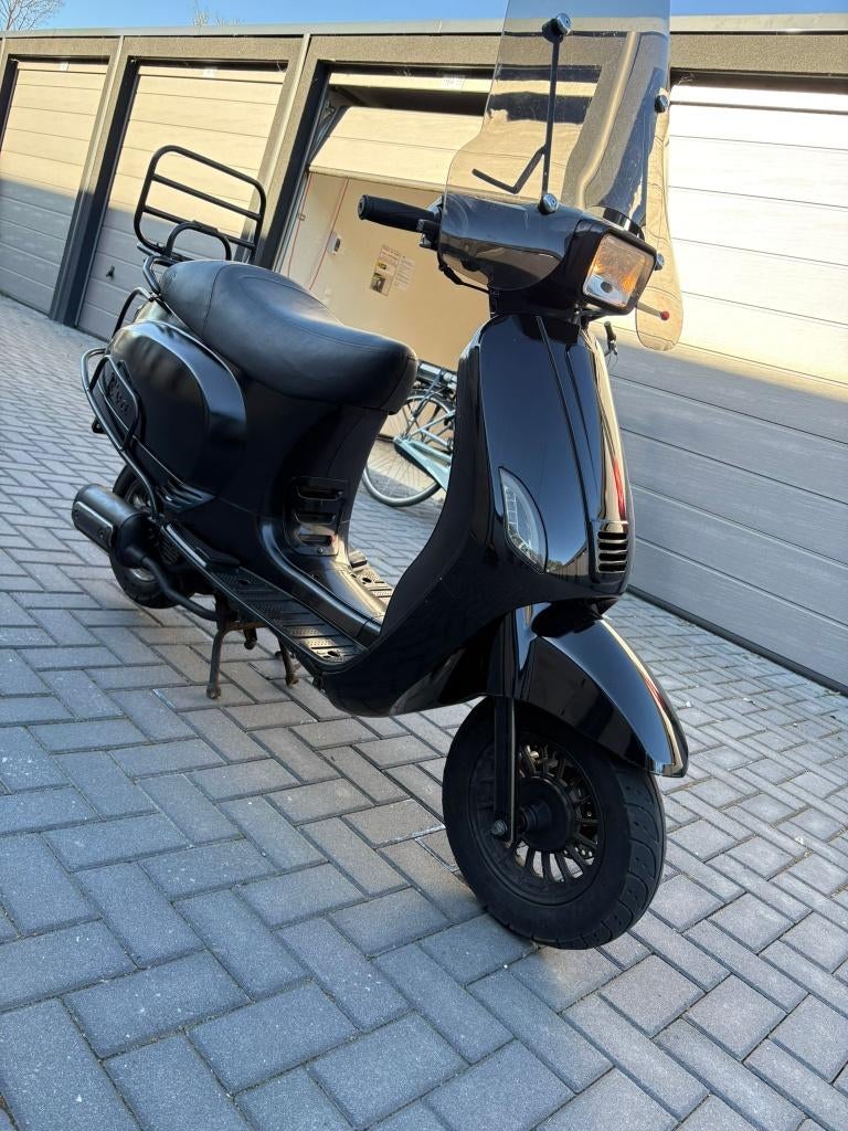 nette btc riva met wok, Fietsen en Brommers, Snorfietsen en Snorscooters, Ophalen, Gebruikt, Benzine, Overige merken