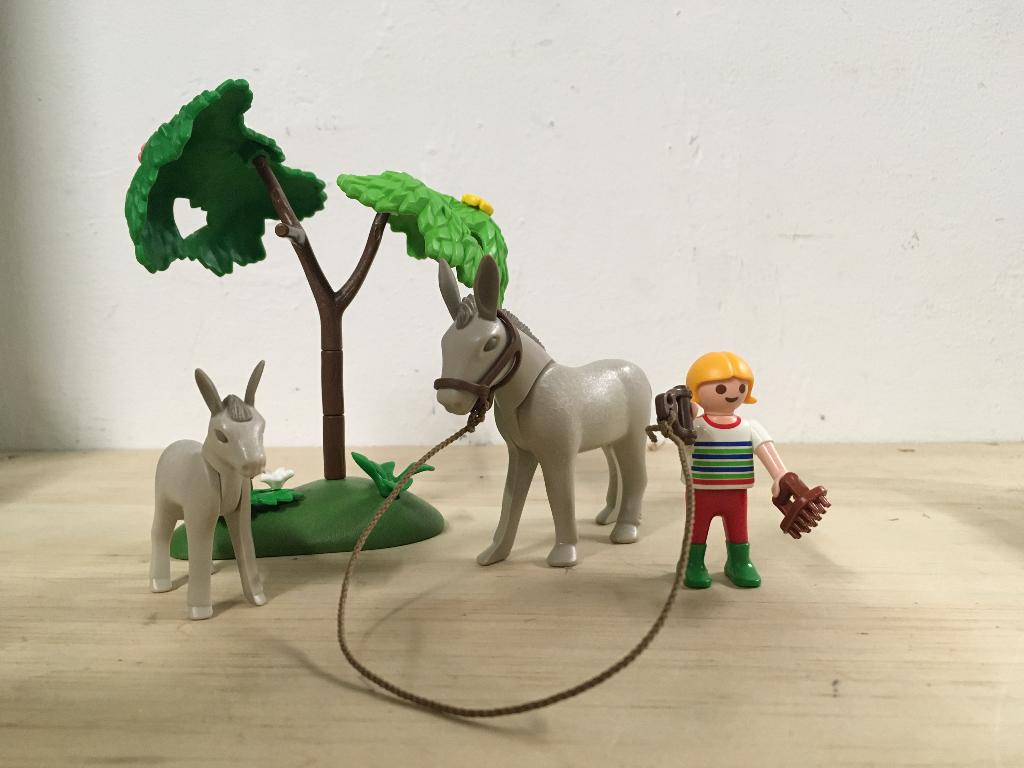 Playmobil Ezel met Veulen boom poppetje 4187, Verzenden