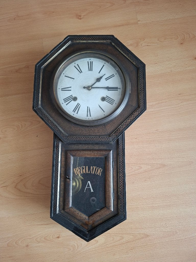Pubklok, Huis en Inrichting, Woonaccessoires | Klokken, Gebruikt, Wandklok, Analoog, Met slinger, Bruin, Retro, Ophalen