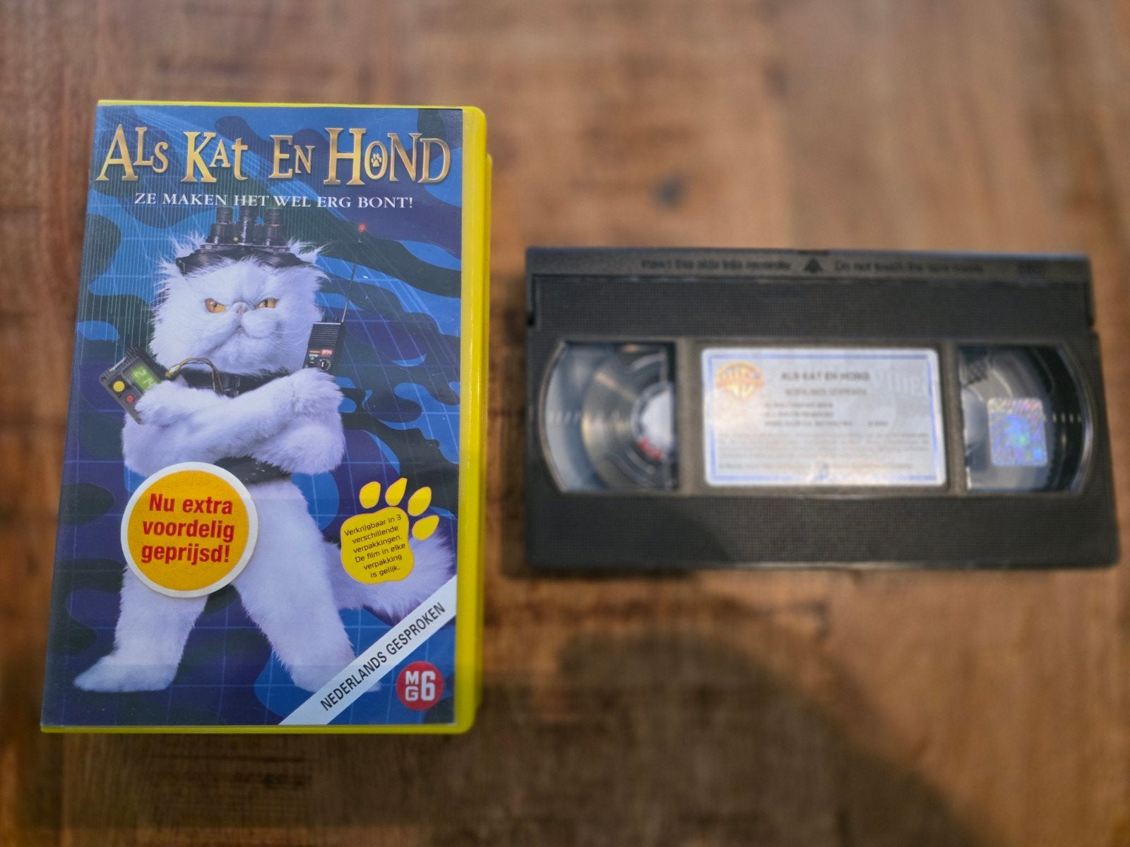 Als Kat en Hond VHS - Nederlands Gesproken, Cd's en Dvd's, VHS | Film, Gebruikt, Kinderfilm, VHS, Alle leeftijden, Nederlands