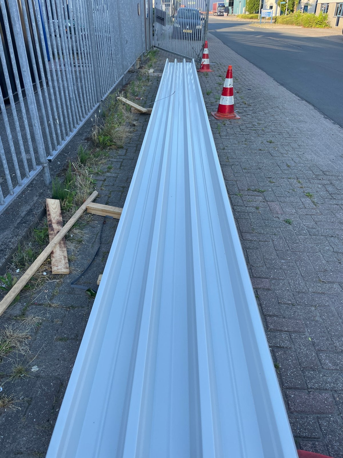 Nieuwe warmdakplaten kleur wit, Overige kleuren, Nieuw, 15 m² of meer, Metaal