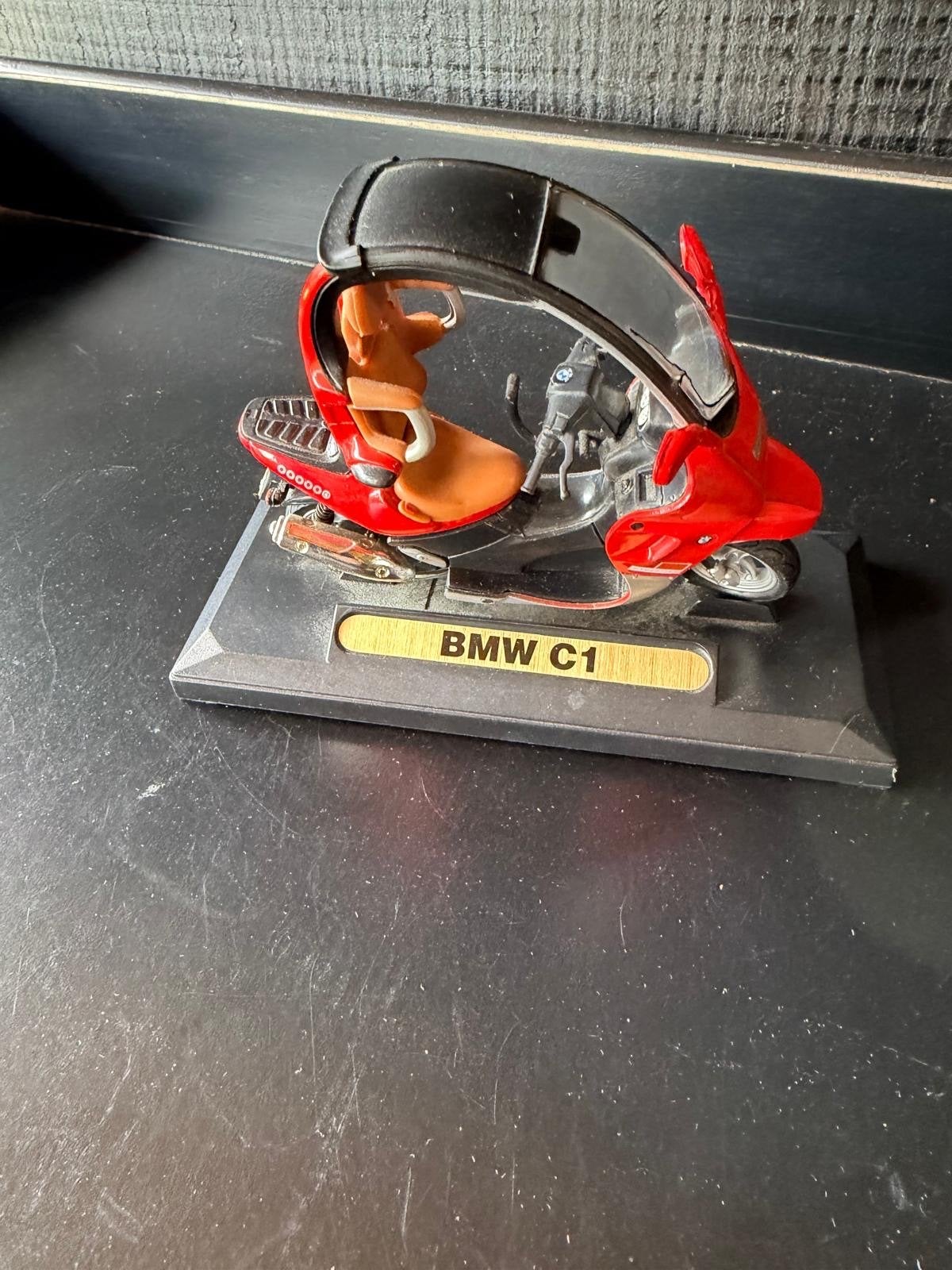 BMW C1 model scooter op standaard, Overige merken, Gebruikt, 1:50 of kleiner, Overige typen