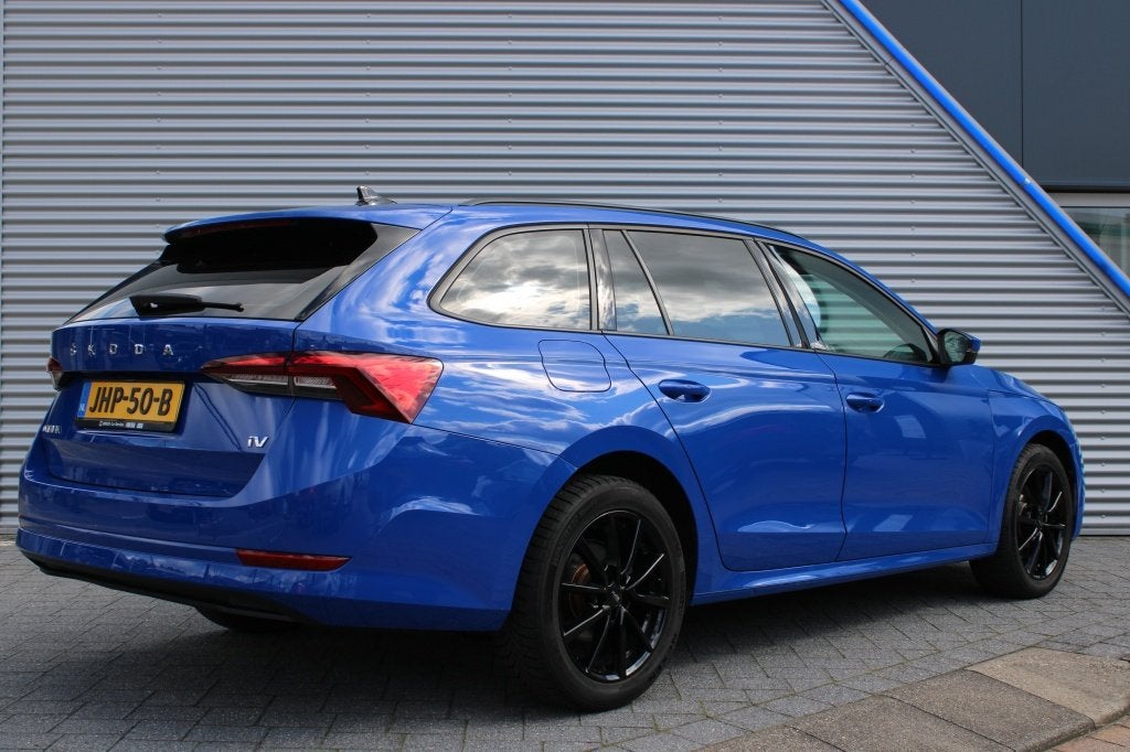 Skoda Octavia Combi 1.4 TSI iV PHEV Business Editon | PDC |, Auto's, Automaat, Stof, Gebruikt, 4 cilinders