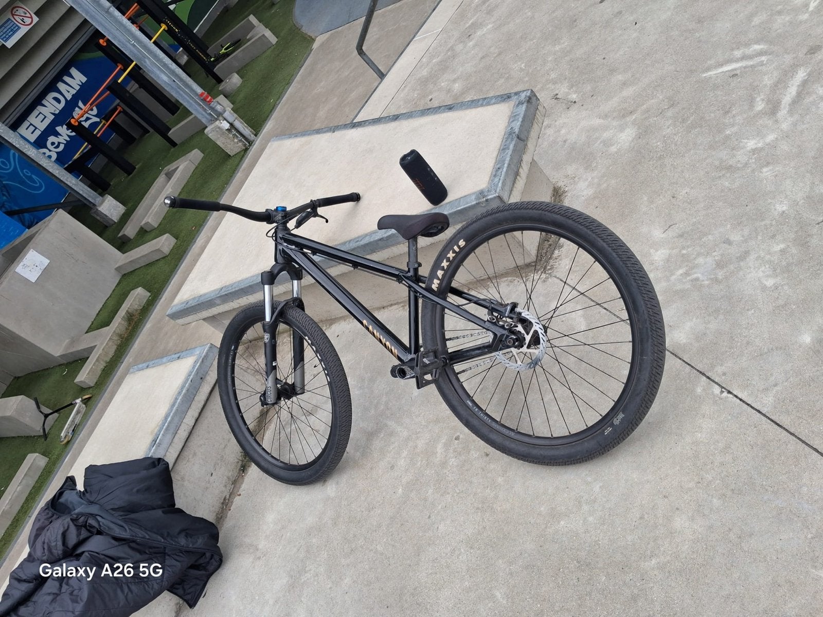 Canyon Stitched Dirt Jumper - Zo goed als nieuw (defect), Fietsen en Brommers, Ophalen, 24 inch of meer, Gebruikt, Aluminium