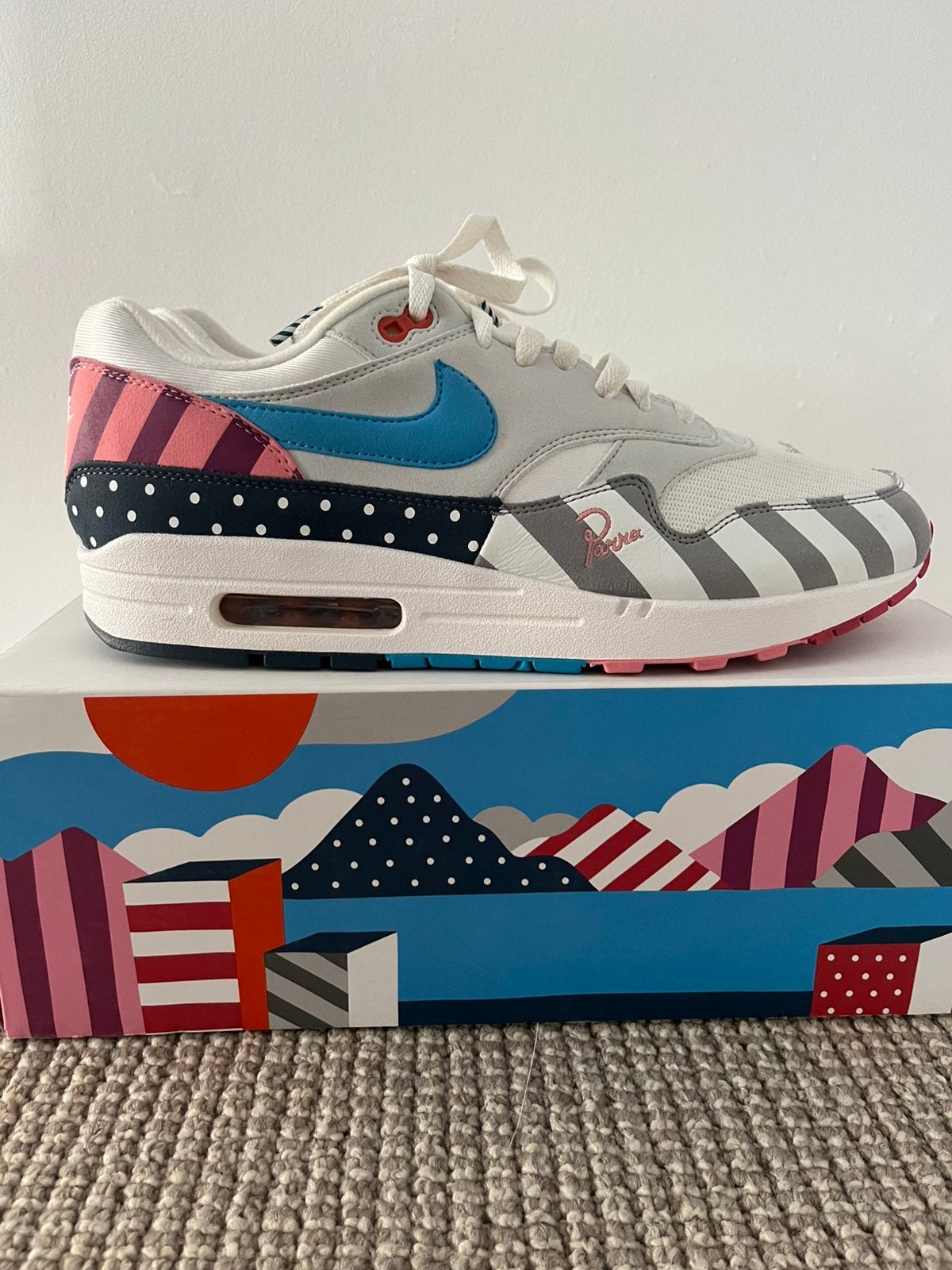 Nike air max 1 “Piet Parra” / 45, Kleding | Heren, Overige kleuren, Ophalen of Verzenden, Sneakers of Gympen, Zo goed als nieuw