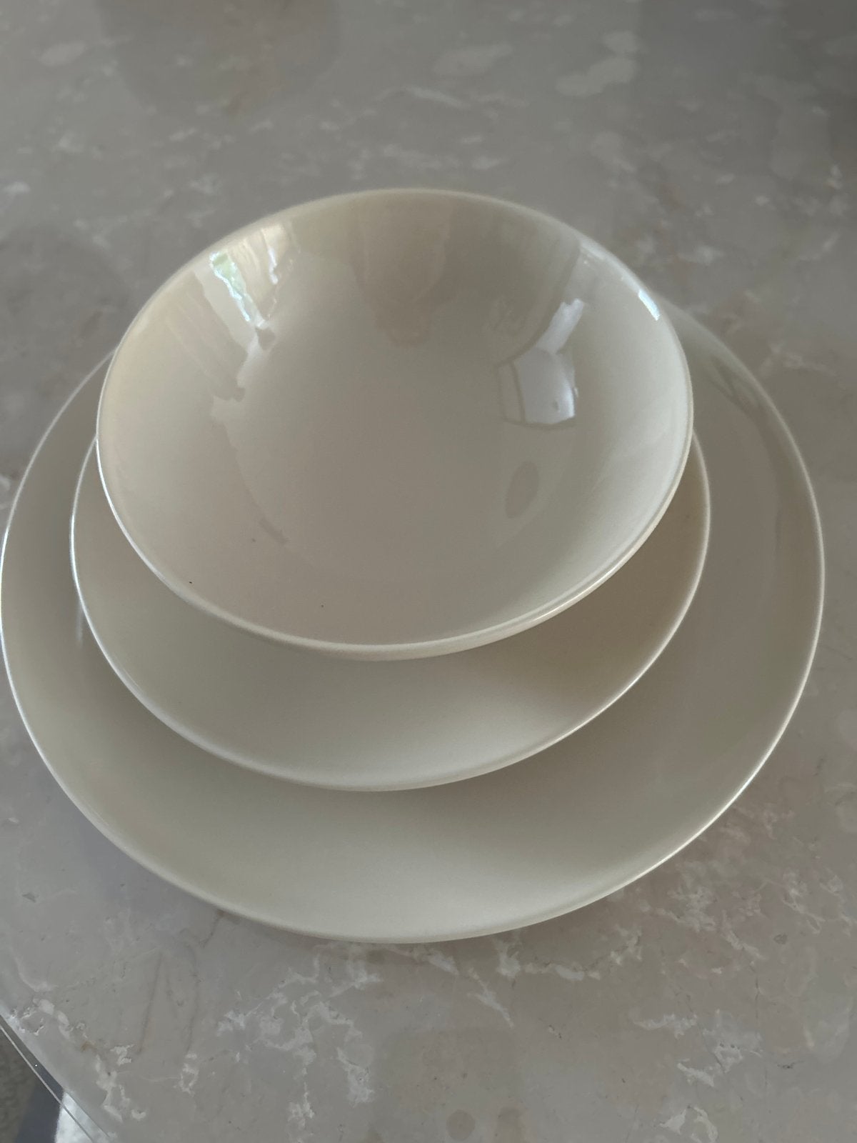 Beige servies set 18x FARGKLAR - Zo goed als nieuw, IKEA, Ophalen of Verzenden, Zo goed als nieuw, Overige stijlen