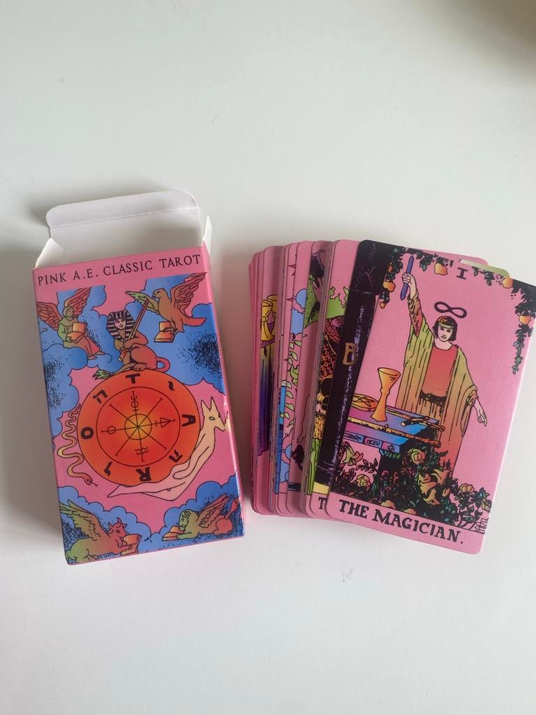 Pink Rose RWS Tarot Deck - 78 nieuwe kaarten, Boeken, Esoterie en Spiritualiteit, Ophalen of Verzenden, Zo goed als nieuw, Tarot of Kaarten leggen