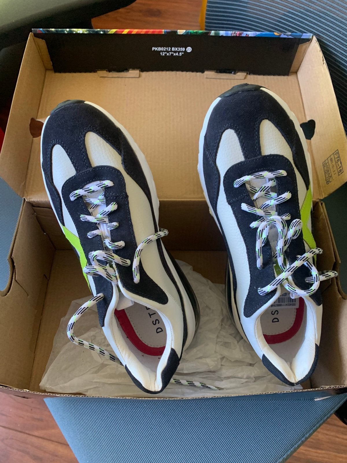 Gloednieuwe DSTRCT Schoenen Maat 38, Schoenen, Nieuw, Ophalen of Verzenden, Jongen