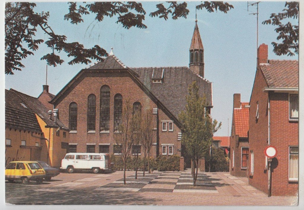 Krabbendijke NH Kerk  Gele auto Witte Bestelbus, Verzenden, 1980 tot heden, Gelopen, Zeeland