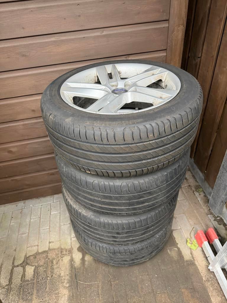 Volvo V60 banden en velgen set, Auto-onderdelen, Banden en Velgen, Ophalen, Gebruikt, Banden en Velgen, 17 inch