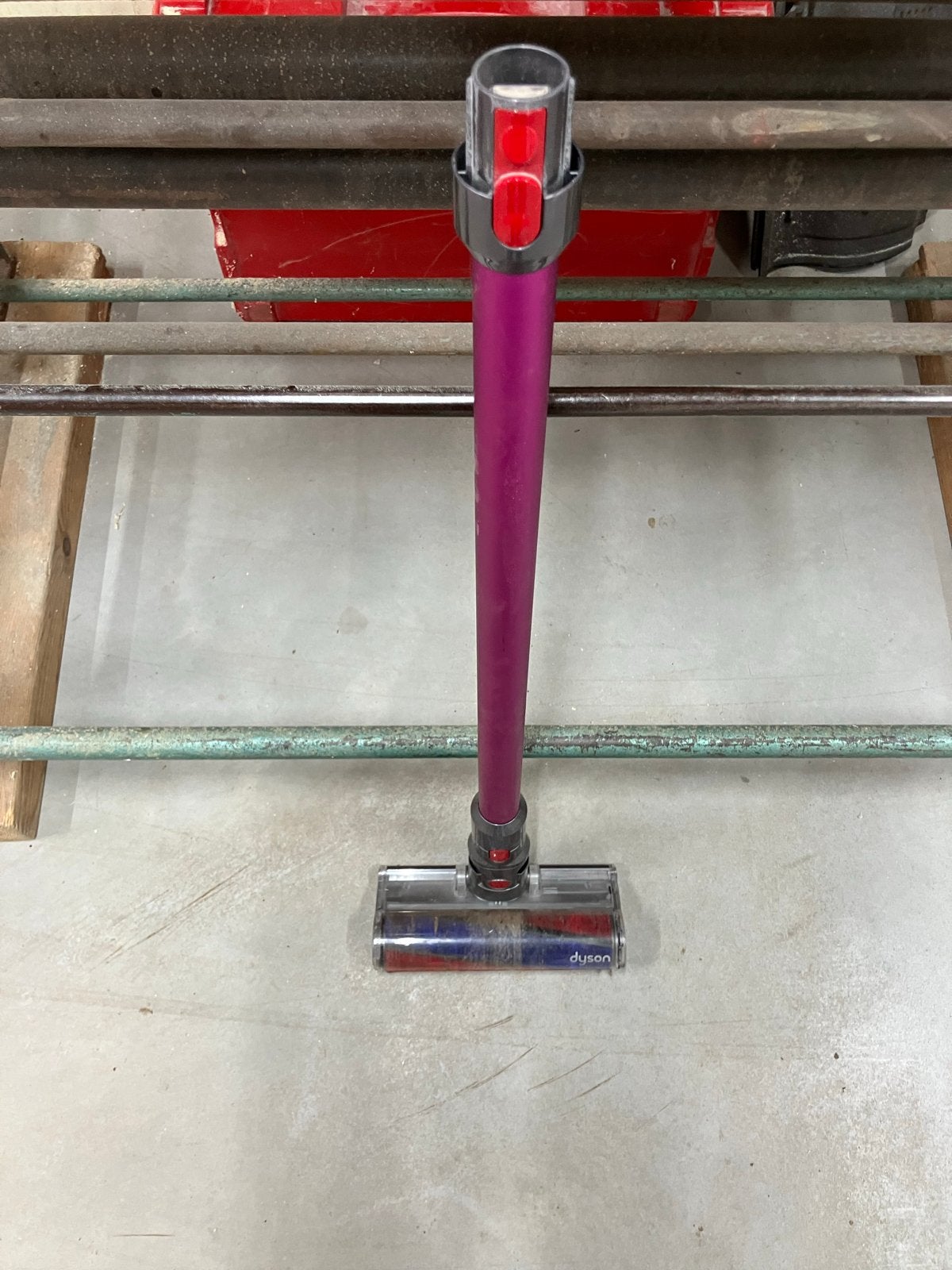 Dyson Steelstofzuiger met oplader, Gebruikt, Draadloos, Ophalen of Verzenden, Dyson