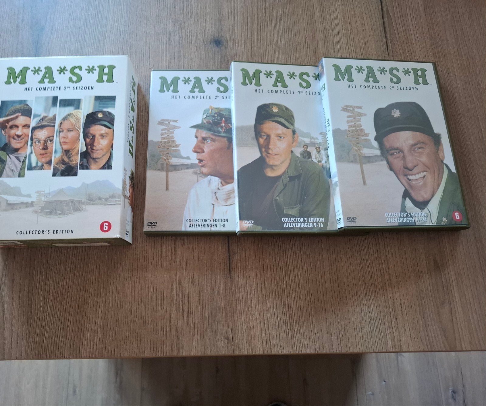M*A*S*H Het Complete 2e Seizoen Collector's Edition DVD, Cd's en Dvd's, Dvd's | Tv en Series, Ophalen