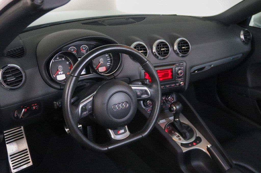 Audi TT Roadster 3.2 V6 quattro S-Line NL Auto Dealer onderh, Auto's, Audi, Automaat, TT, Gebruikt, Zwart