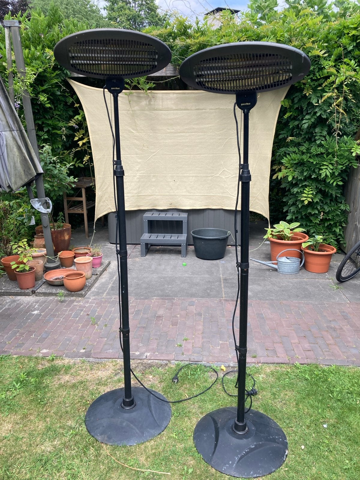 Sun Heat Terras Quartz Heaters 2000W met standaard (2 stuks), Tuin en Terras, Gebruikt, Vloer, Waterbestendig, Ophalen
