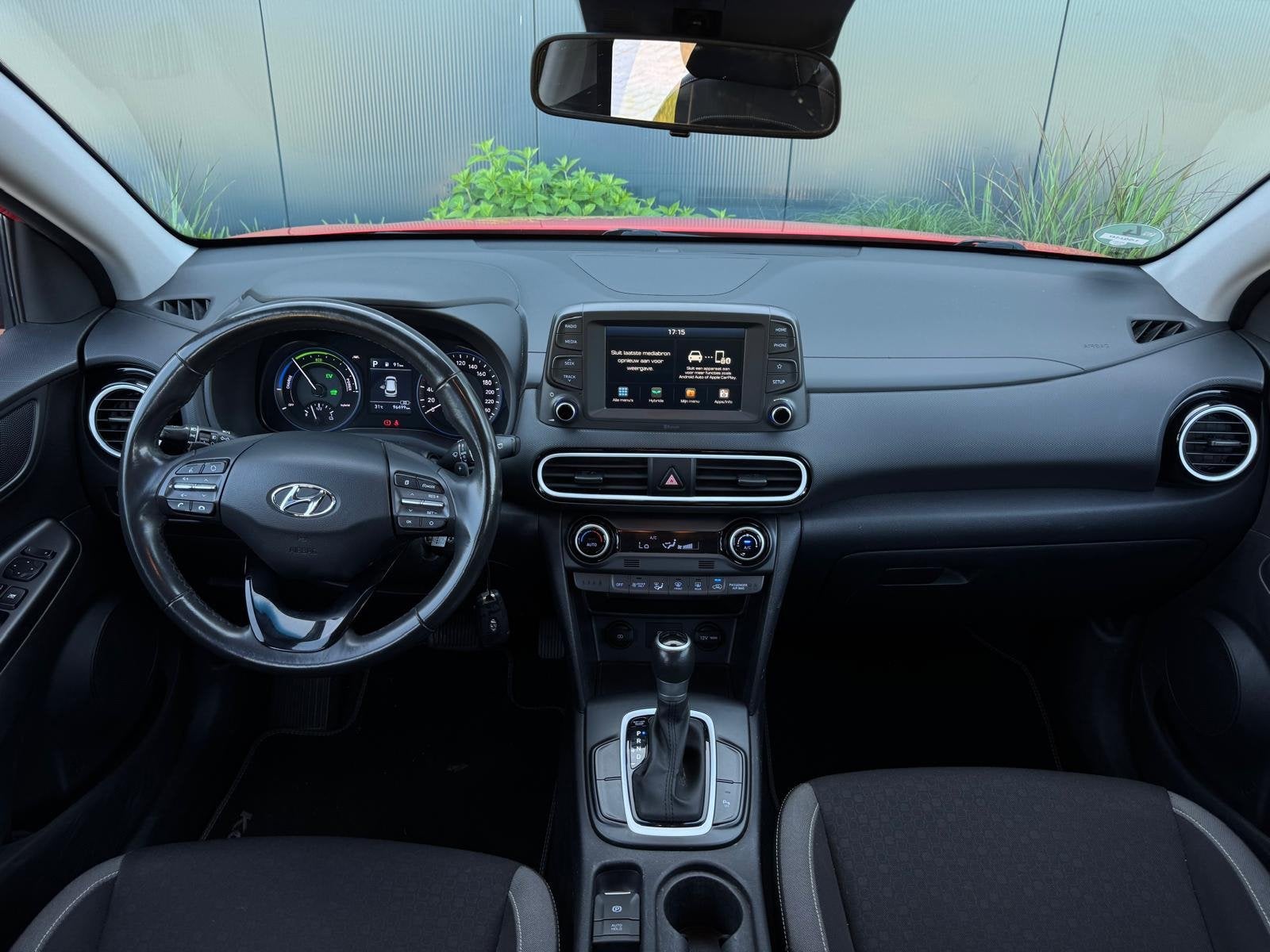 Hyundai Kona 1.6 GDI HEV Comfort HYBRID TREKHAAK | NAVI | CA, Auto's, Hyundai, Stof, Gebruikt, Zwart, Met garantie (alle)