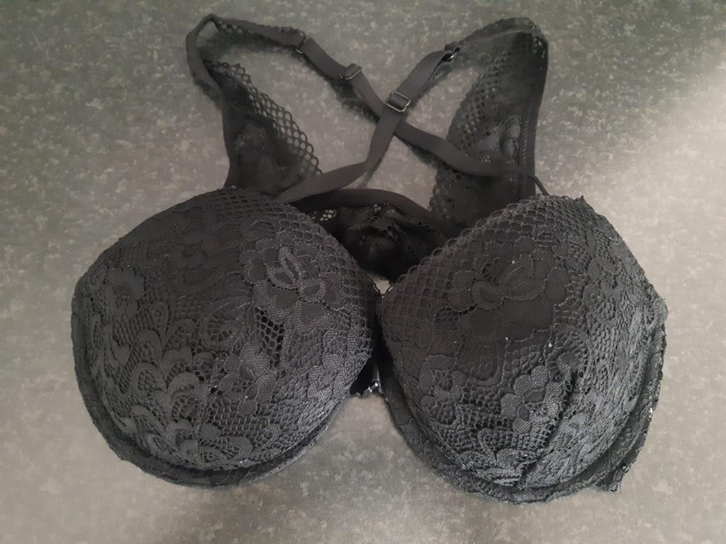 Hele mooie zwarte bh maat 70 c, Ophalen of Verzenden, Zwart, BH