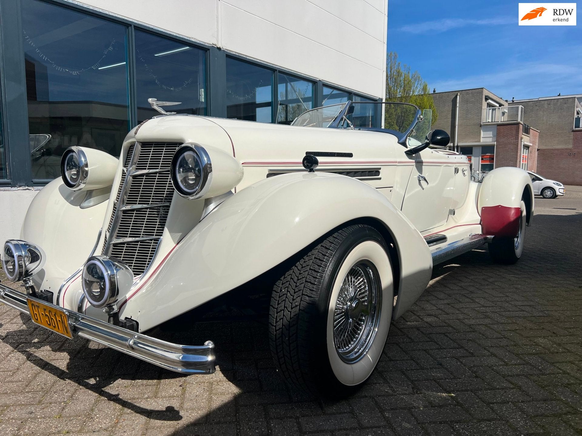 Auburn AUBURN PHAETON WIT 4 PERSOONS, Auto's, Gebruikt, 8 cilinders, Overige carrosserieën, 4 stoelen