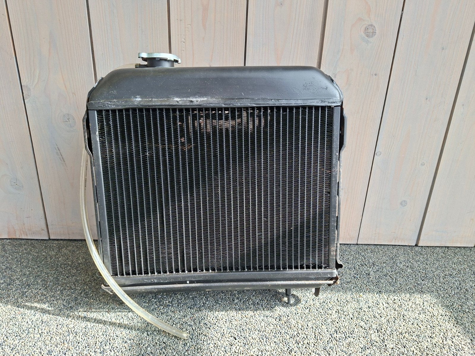 Radiateur Saab 96 lange neus tweetakt., Auto-onderdelen, Ophalen of Verzenden, Nieuw, Saab