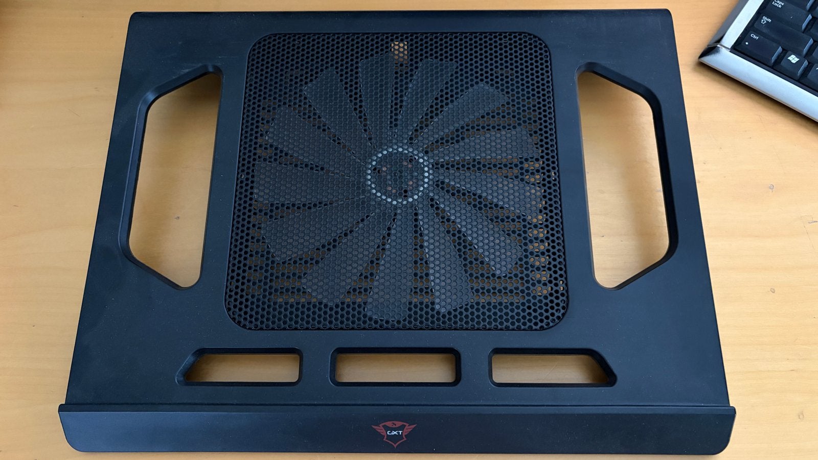 Trust GXT 220 Koelstandaard voor Laptops, Ophalen, Zo goed als nieuw