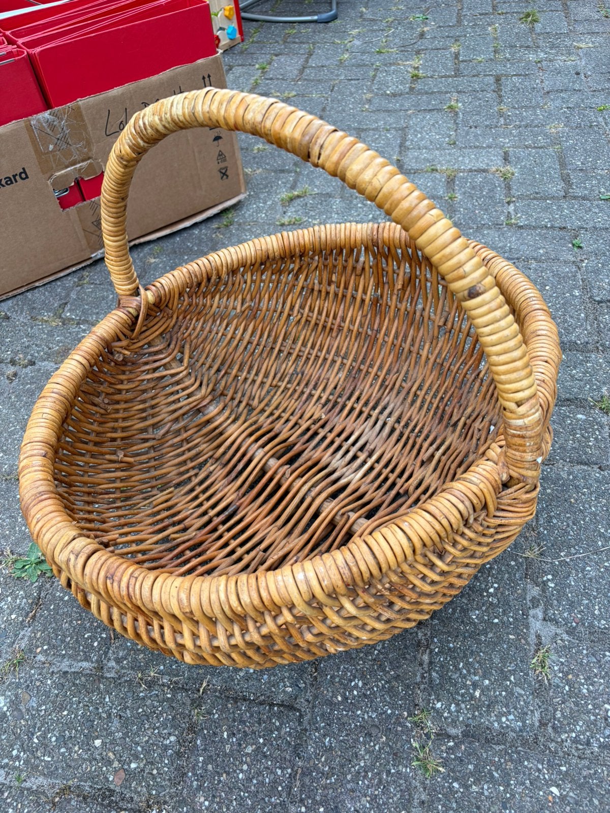 Grote rieten mand GRATIS, Ophalen, Gevlochten, Mand, Zo goed als nieuw