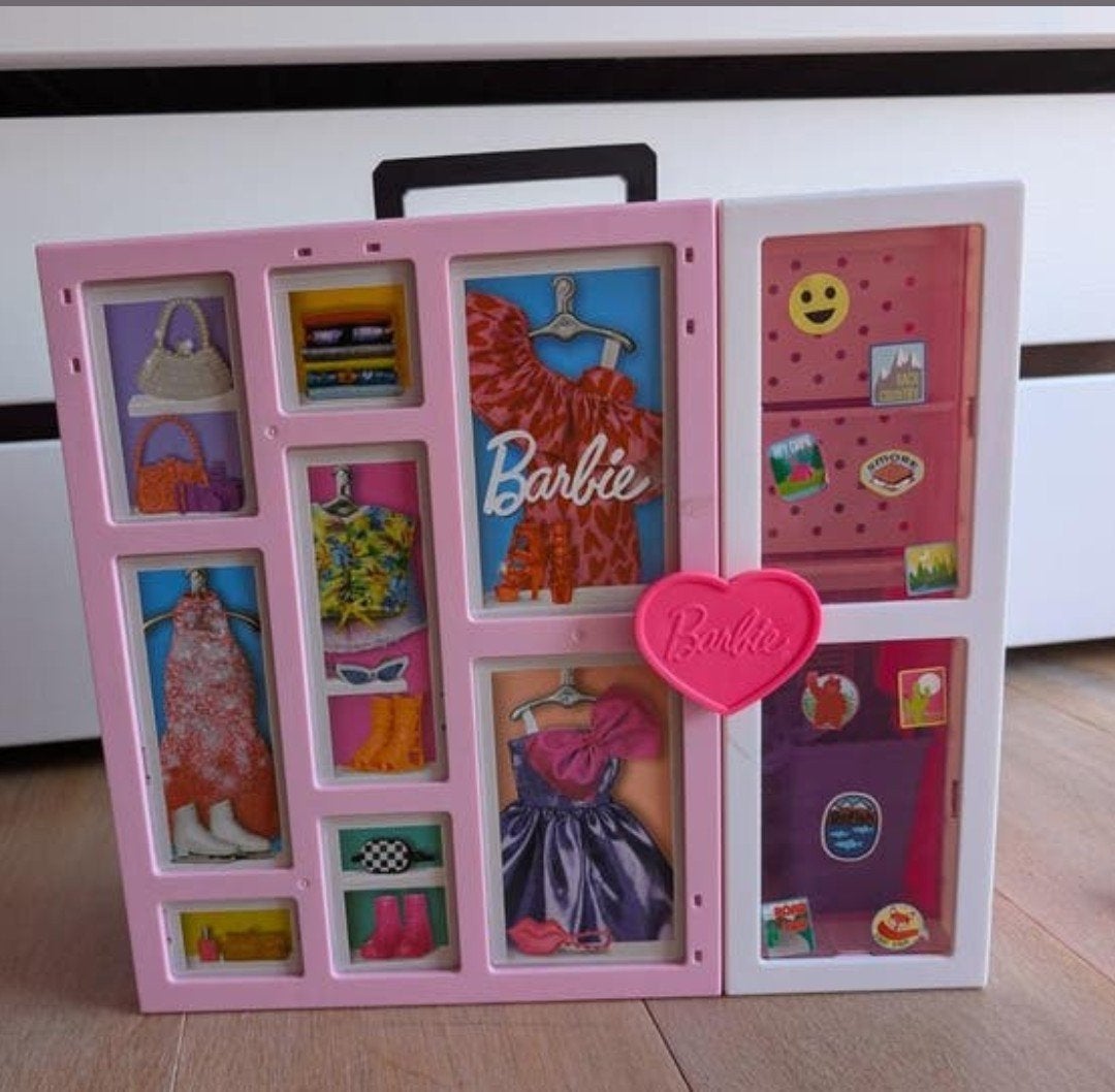 Barbie Kledingkast en Speelset - Compleet met Accessoires, Ophalen, Zo goed als nieuw, Barbie
