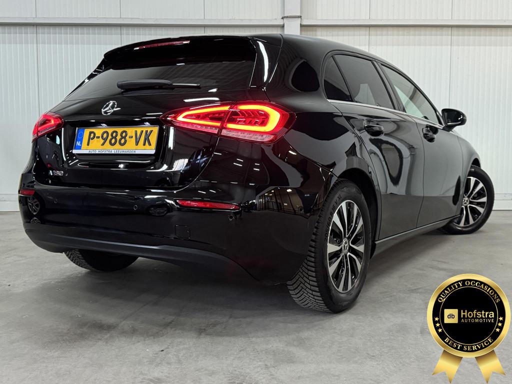 Mercedes-Benz A-klasse 180 Business Solution AUTOMAAT LED CA, Auto's, Mercedes-Benz, 136 pk, Gebruikt, 4 cilinders, Leder en Stof