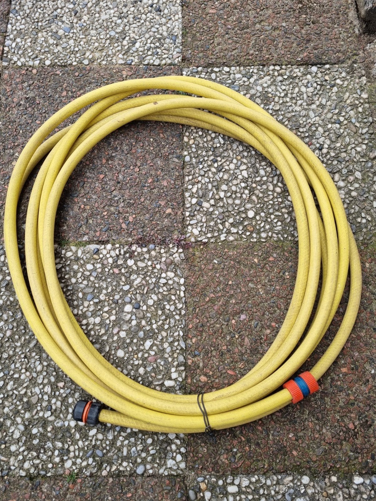 Gele tuinslang 3/4 duims met koppelingen (14 meter), Ophalen, Gebruikt, Tuinslang