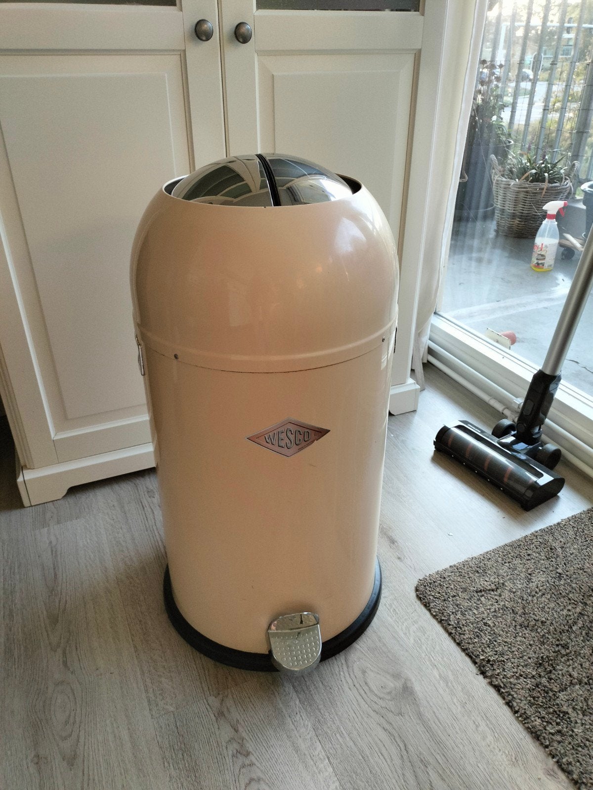 WESCO Kickmaster Pedaalemmer - Amandelkleurig, Ophalen, 50 – 75, Gebruikt, Met pedaal