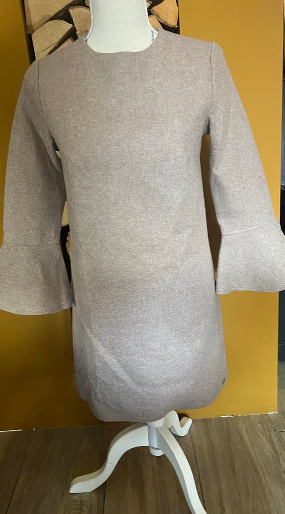 JOSH V Kairi jurk Cappuccino, Kleding | Dames, Beige, Nieuw, Ophalen of Verzenden, Maat 34 (XS) of kleiner