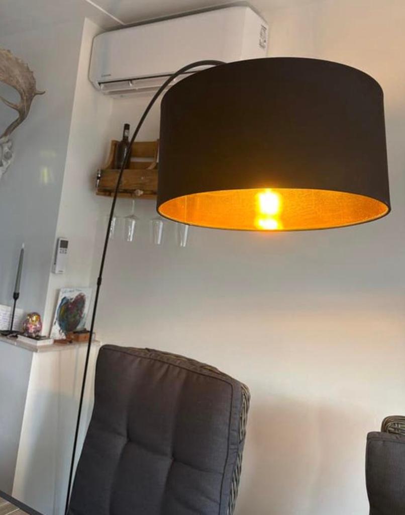 Mooie grote zwarte booglamp, Ophalen of Verzenden, Zo goed als nieuw, Stof, 150 tot 200 cm