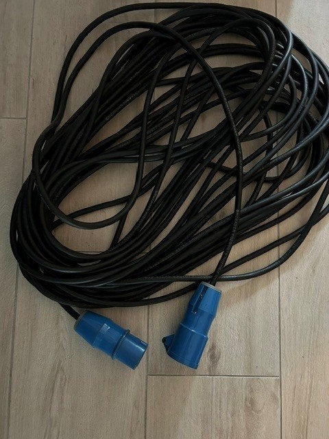 ProPlus 30 meter 2,5mm2 CEE verlengkabel, Ophalen, Gebruikt