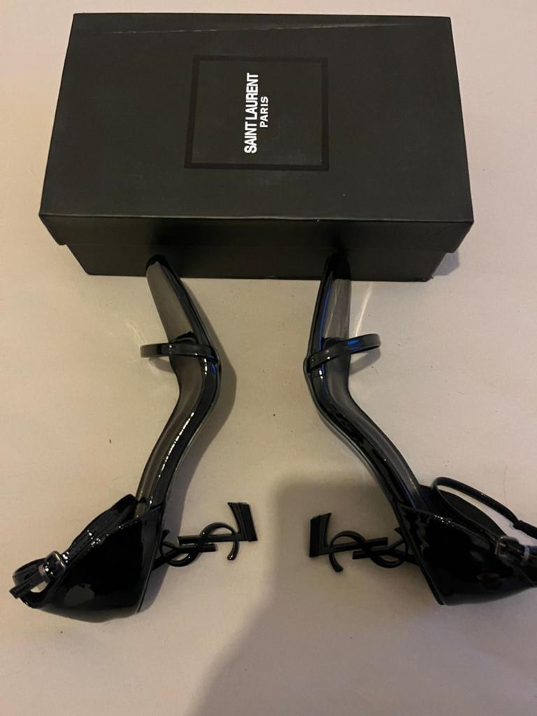 Saint Laurent Opyum Sandalen Zwart Lakleer Maat 39, Kleding | Dames, Schoenen, Ophalen of Verzenden, Zo goed als nieuw, Zwart