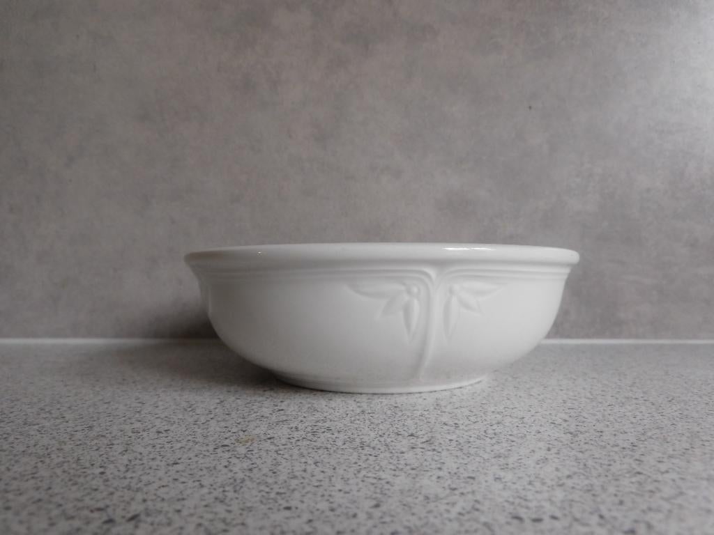 Schaal 4,5x14 cm. Crème Cortina Villeroy & Boch, Ophalen of Verzenden, Overige stijlen, Porselein, Schaal of Schalen