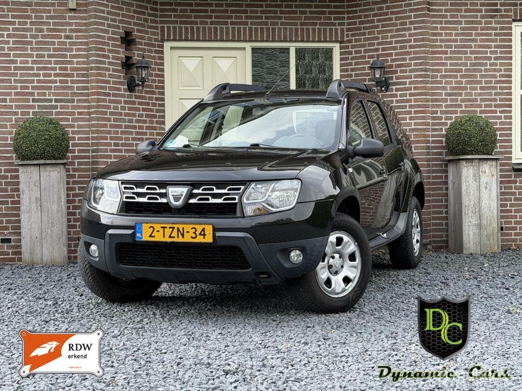 Dacia Duster 1.2 TCe 4x2 Lauréate EXPORT - ENGINE LIGHT ON, Auto's, Dacia, Voorwielaandrijving, Euro 5, Gebruikt, Zwart
