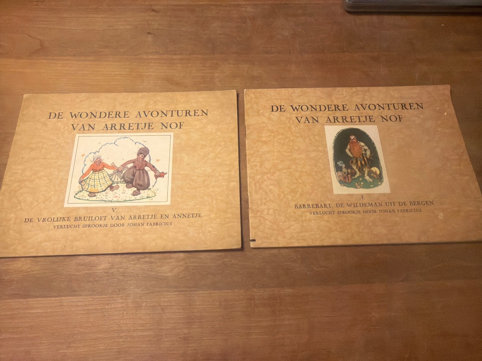 De Wondere Avonturen van Arretje Nof - Johan Fabricius, Boeken, Ophalen of Verzenden, Gelezen, Sprookjes