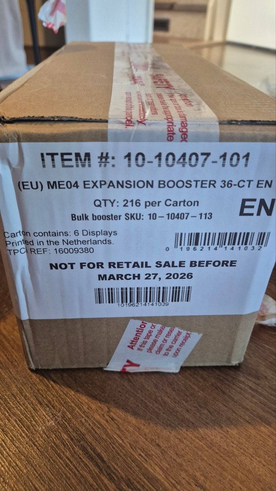 Chaos Rising Boosterbox Case - sealed, Ophalen, Nieuw, Boosterbox