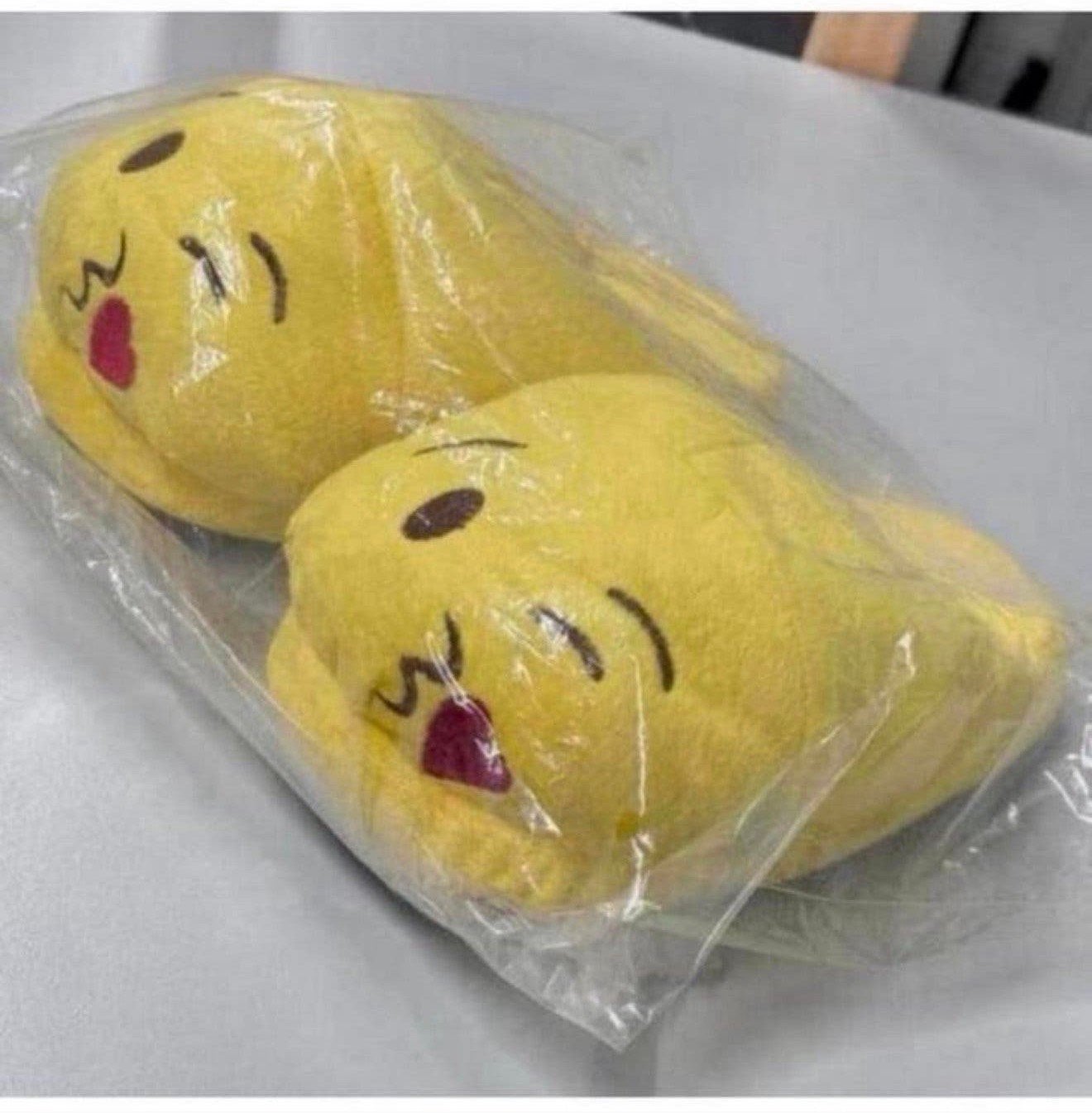 Smiley Pantoffels slippers Emoji maat M 38-39-40-41 nieuw, Geel, Nieuw, M, Ophalen of Verzenden
