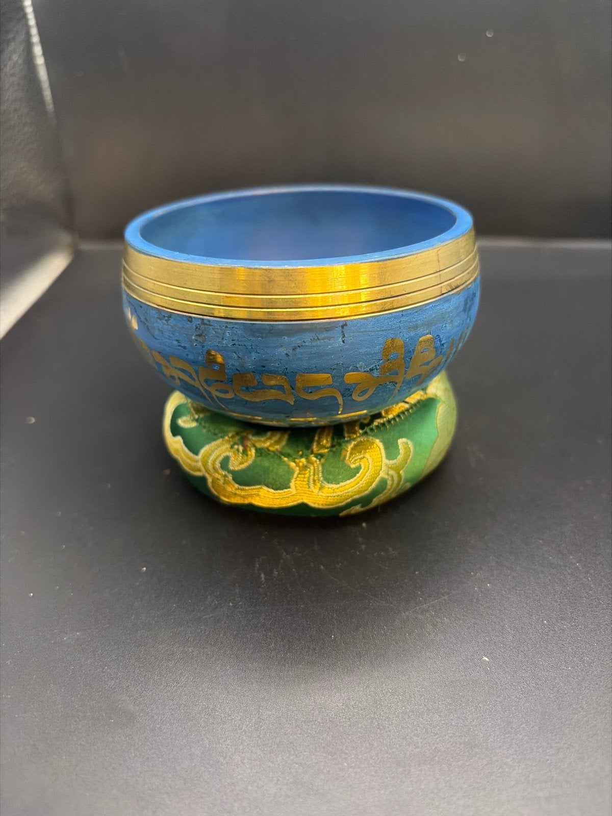 Blauwe Tibetaanse Klankschaal met Gouden Decoratie, Ophalen of Verzenden