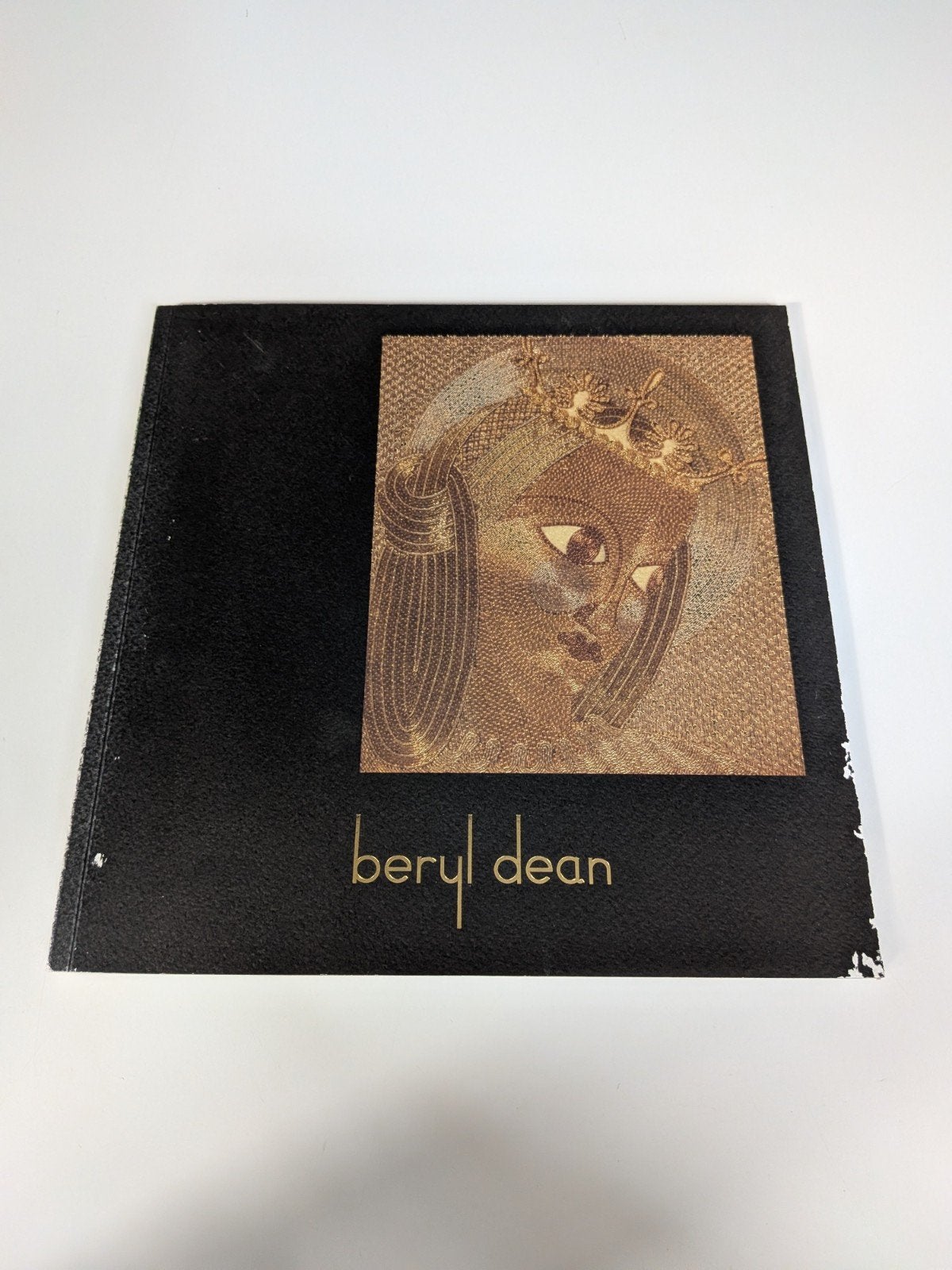 Beryl Dean – June Hill, Gelezen, Ophalen of Verzenden, June hill, Overige onderwerpen