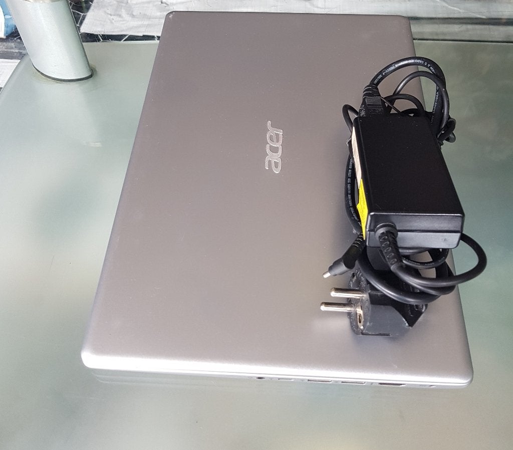 ACER SWIFT 1 SF113-31 FULL HD /WIN 11 PRO, Met videokaart, 2 tot 3 Ghz, Ophalen of Verzenden, SSD