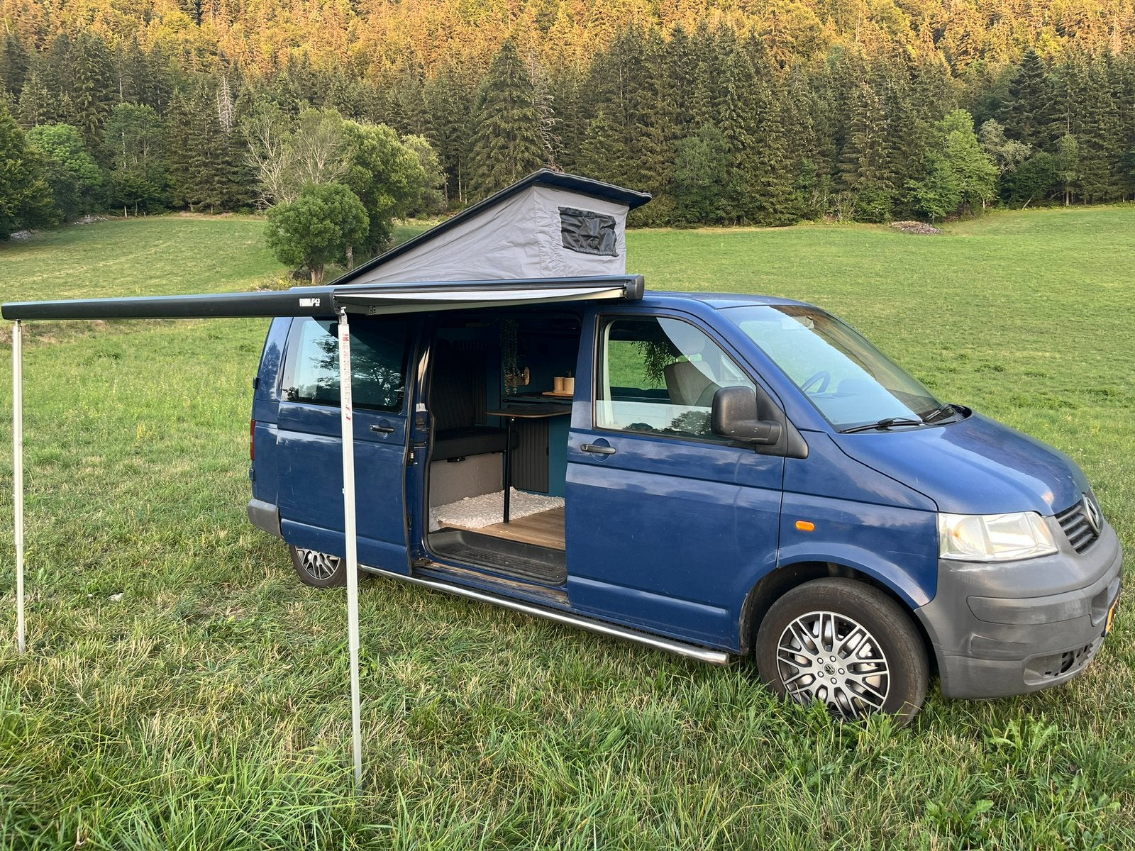 Volkswagen T5 2.5 TDI 130 pk camper | nieuwe APK, Caravans en Kamperen, Campers, Buscamper of Camperbus, Volkswagen, Tot en met 2