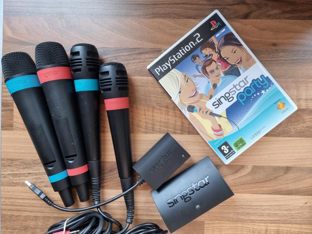 Singstar party | Game Plus 4 Microfoons, Muziek, Ophalen of Verzenden, Zo goed als nieuw, 3 spelers of meer