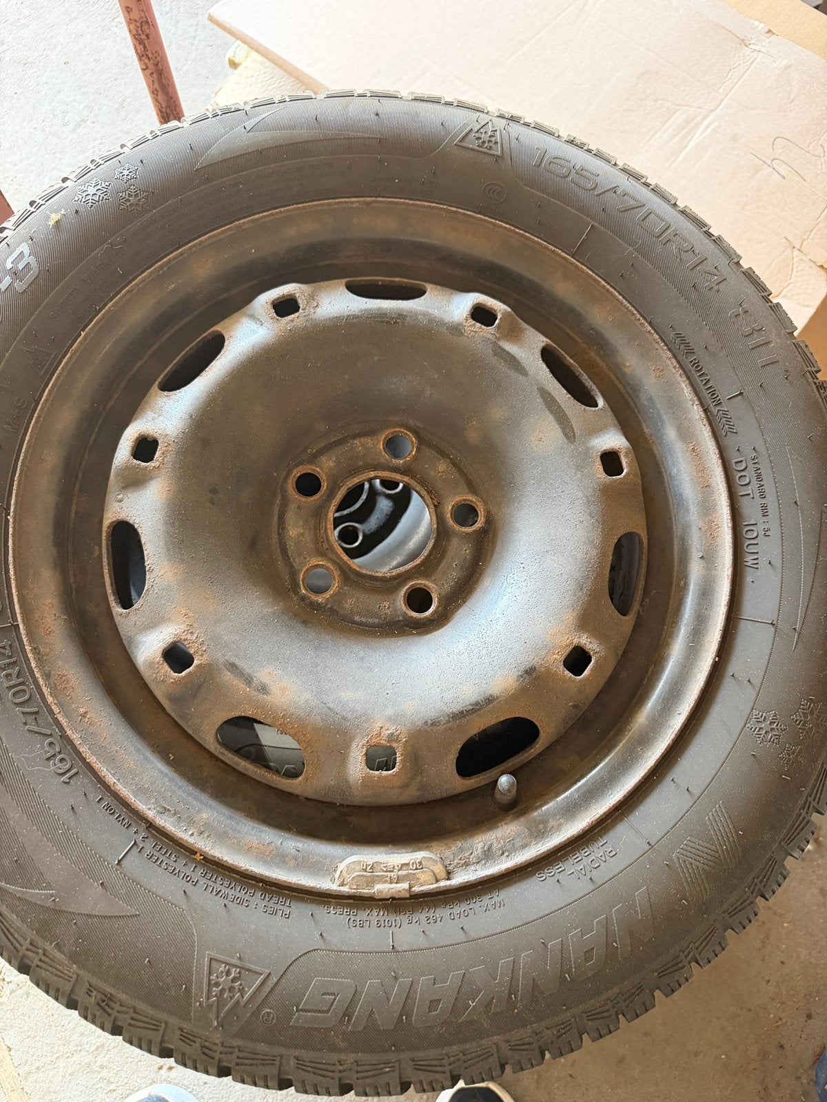 Winterbanden op velg oa VW Fox 165/70R14, Auto-onderdelen, Banden en Velgen, Ophalen, 14 inch, Gebruikt, Banden en Velgen