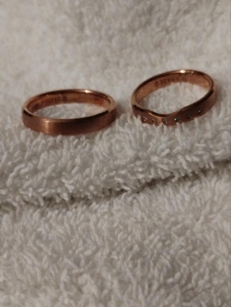 Rose' gouden ringen maat 17.5 en 19.5, Sieraden, Tassen en Uiterlijk, Ringen, Nieuw, Dame of Heer, 17 tot 18, Goud, Goud, Ophalen of Verzenden