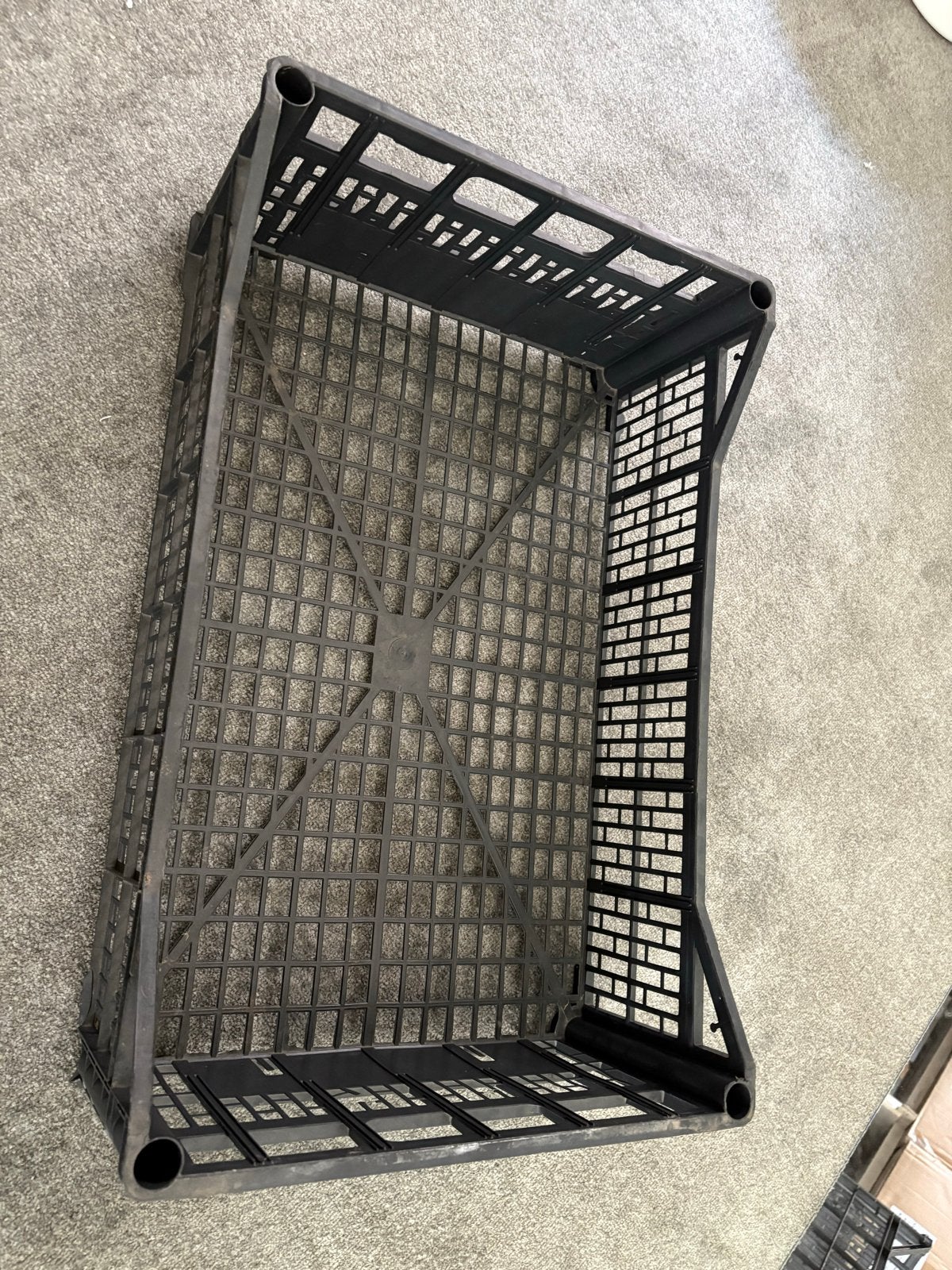 Zwarte kratten - Ideaal voor opslag en transport, Ophalen, Gebruikt, 40 tot 60 cm, 50 tot 75 cm