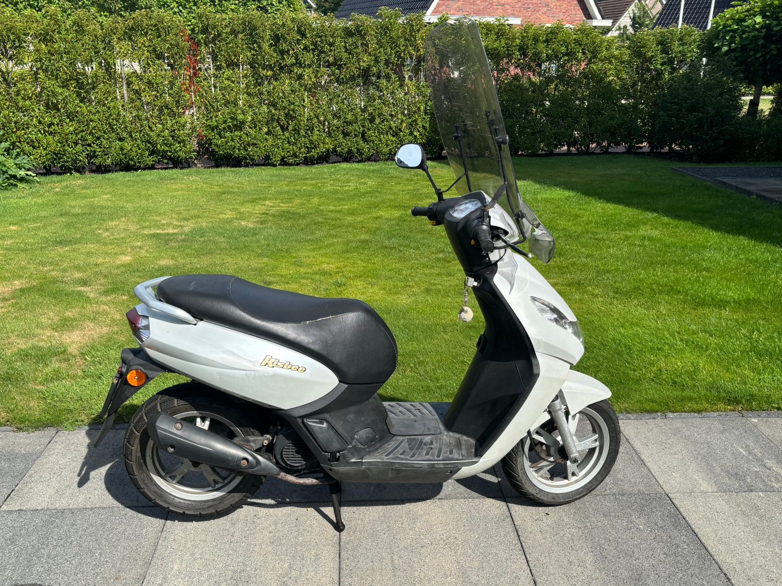 Peugeot kisbee bromscooter bouwjaar 2012, Ophalen, Gebruikt, Overige modellen, Maximaal 45 km/u