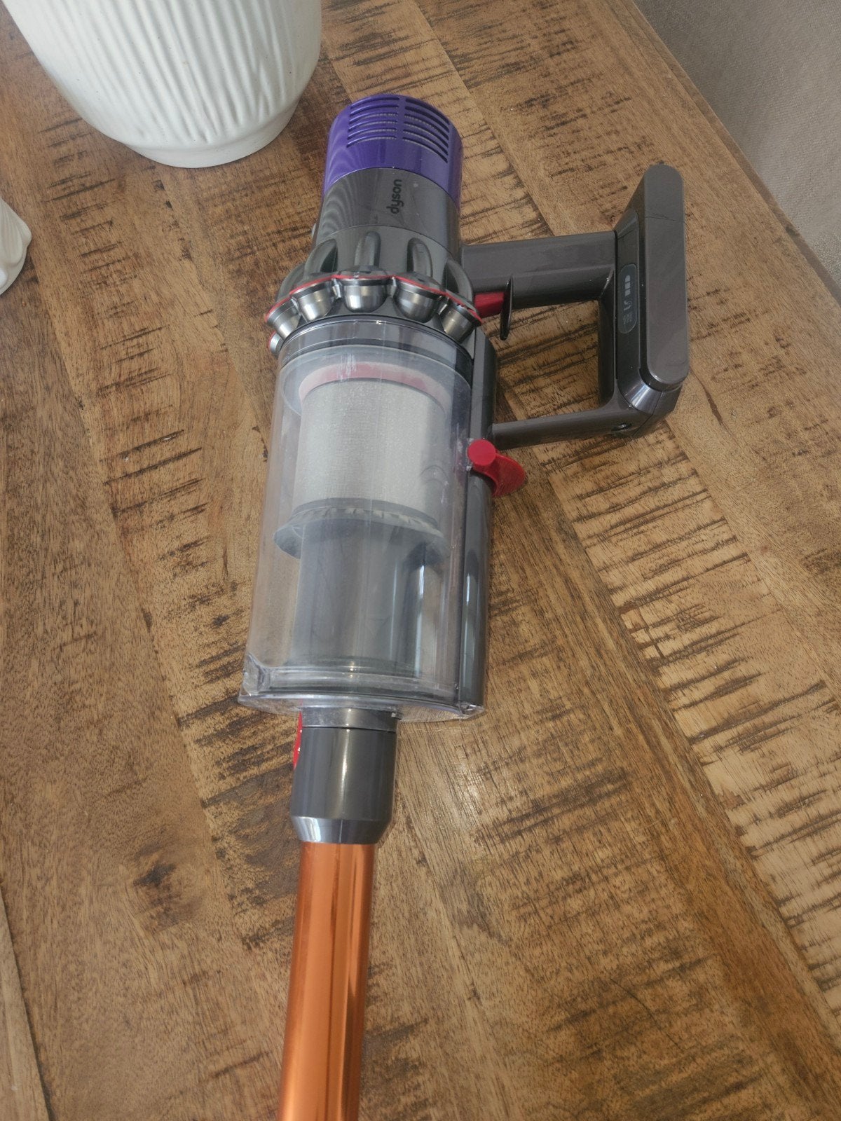 Dyson V10 Absolute steelstofzuiger, Gebruikt, Geschikt voor tapijt, Ophalen of Verzenden, Dyson