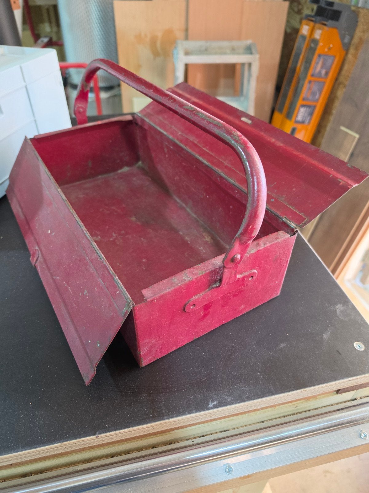 Vintage Gereedschapsbak - Rode Metalen Toolbox, Ophalen of Verzenden