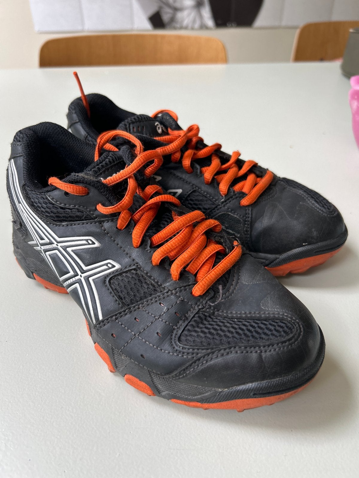 Asics GEL-BLACKHEATH 4 Hockeyschoenen - Maat 35,5, Sport en Fitness, Hockey, Gebruikt, Schoenen, Ophalen of Verzenden